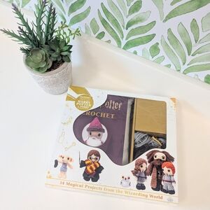 Harry Potter Crochet Kit: 14 Projects